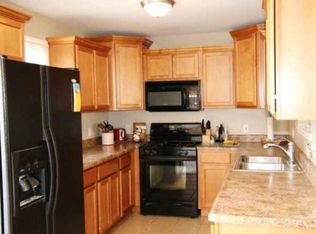 407 N Charles St, Cortland, IL 60112