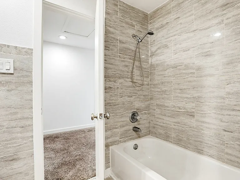 9616 Kennebec Way — Photo 16