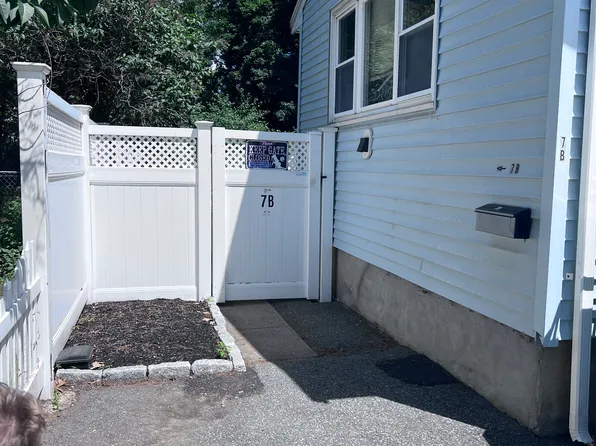 7 Olympia Ave #B, Woburn, MA 01801