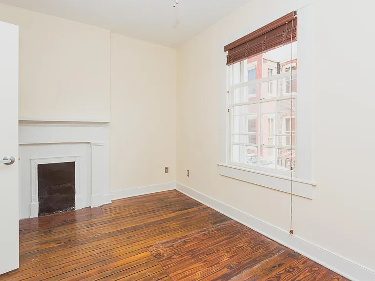 20 W Marshall St #2 — Photo 10