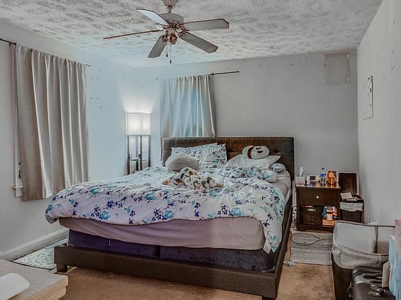 5th image of 1240 Kenmore Pl