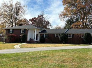 1194 Fisk Rd, Cookeville, TN 38501