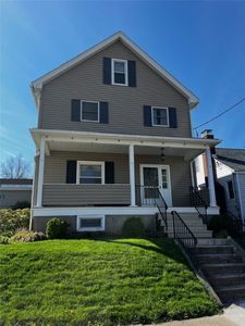 15 S 7th St, Youngwood, PA, 15697