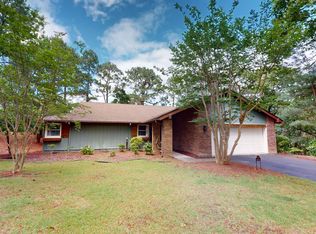 10 Emerald Ln, Pinehurst, NC 28374