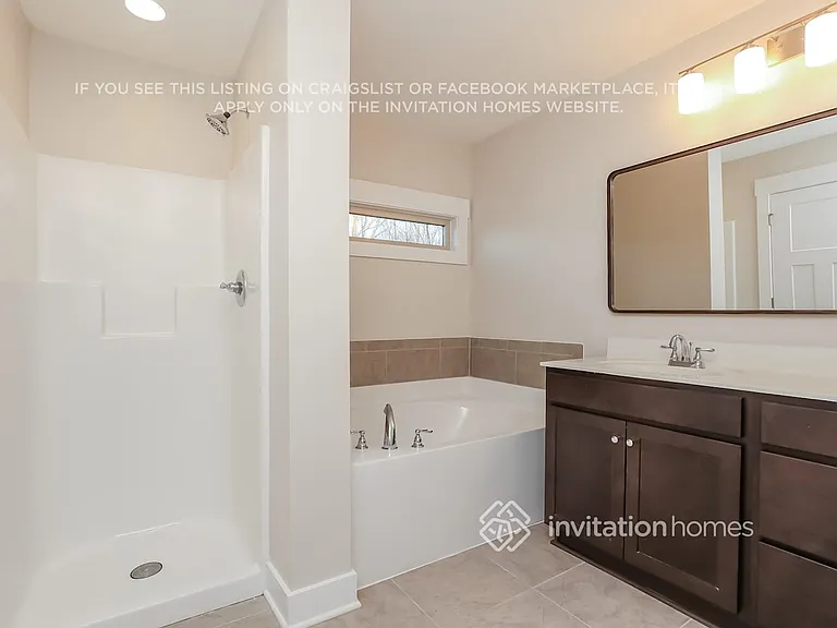 148 Hartmann Crossing Dr — Photo 12