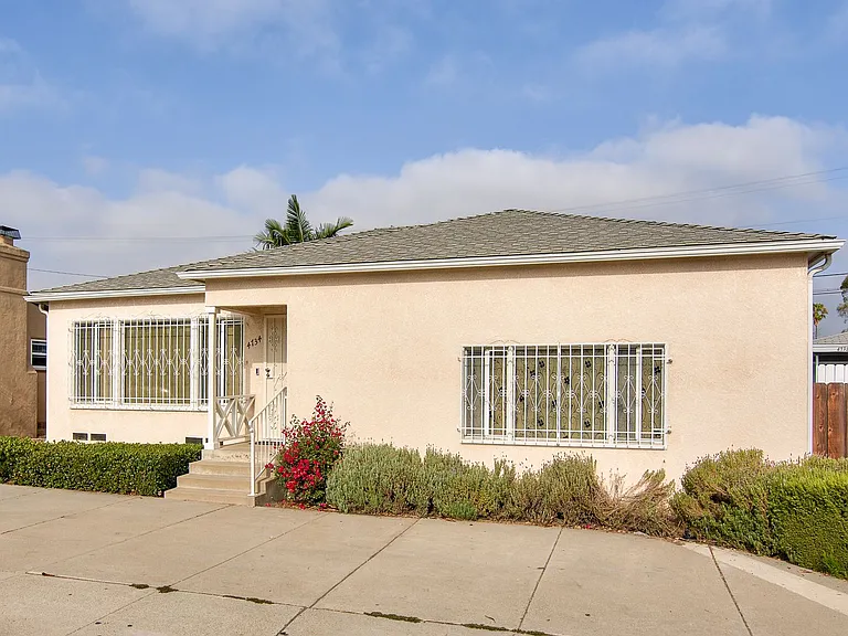 4734 College Ave — Photo 33