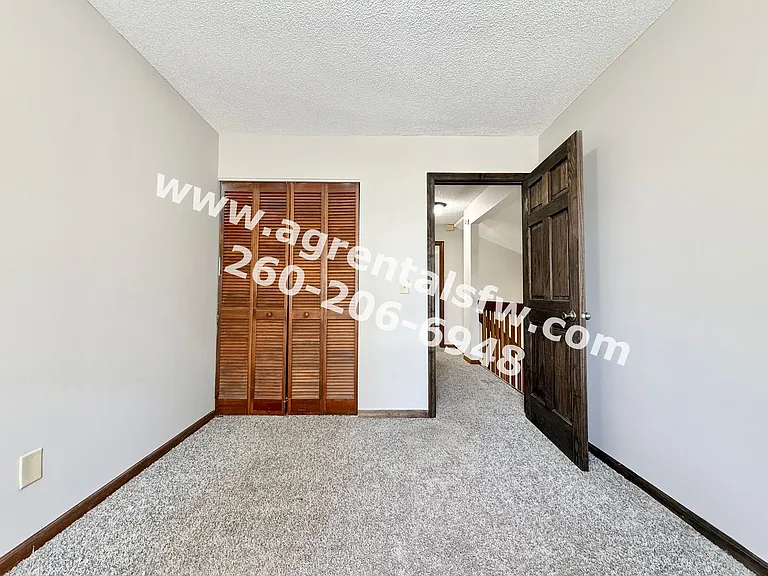 4221 Crofton Ct — Photo 11
