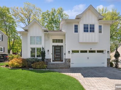 28 Sunset Ter, Tenafly, NJ, 07670