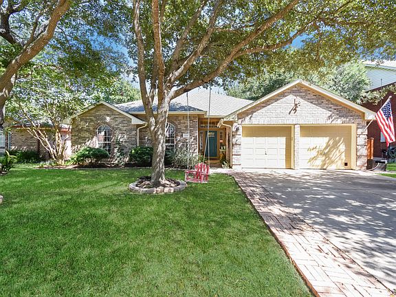 3rd image of 1706 Del Norte Dr