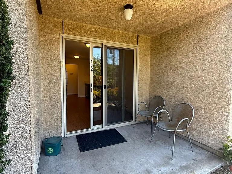 2026 Yale Ave E — Photo 12