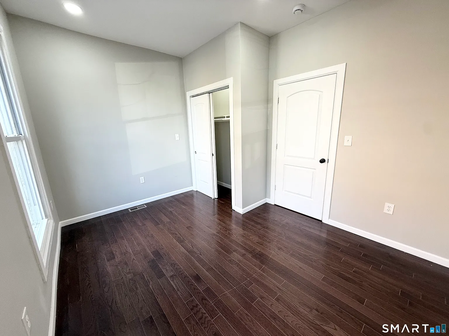 4 bed, 4.0 bath, 1795 sqft, $3,400 — Photo 4