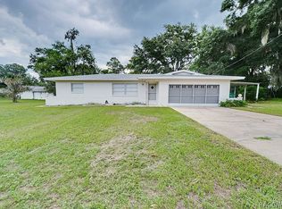 414 Hunting Lodge Dr, Inverness, FL 34453