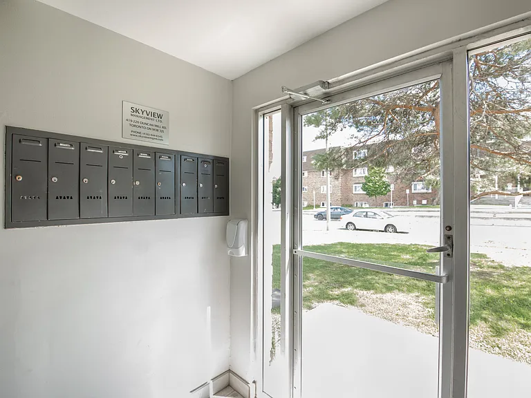 850 Kyle Ct — Photo 14