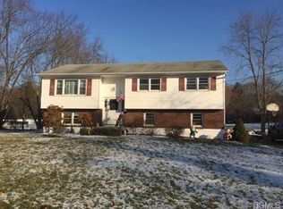 58 Branchville Rd, Valley Cottage, NY 10989