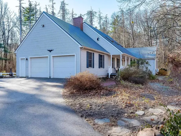 180 Mast Road, Lee, NH 03861