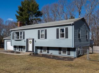 16 Barouche Dr, Marshfield, MA 02050