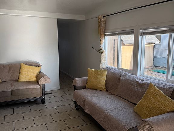 4th image of 440 W Main St #2