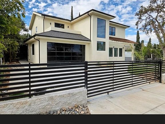 2nd image of 5873 Alonzo Ave