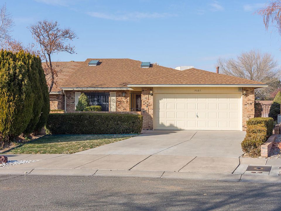 1st image of 9305 Admiral Lowell Pl NE