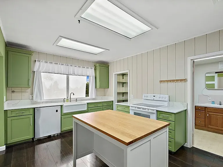 7640 Yakima Ave — Photo 13