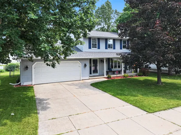 2820 W Point Rd, Green Bay, WI 54313