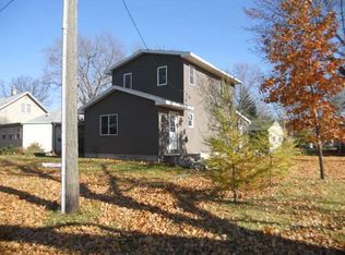 145 Chicago St, Waterloo, IA 50701