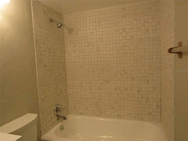 3553 Longmeadow #27 — Photo 13