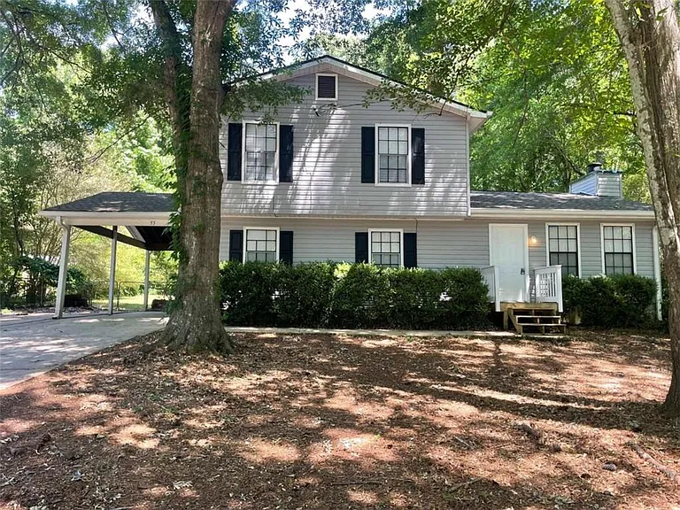 55 Huntridge Dr — Photo 1