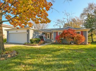 1125 Downing Dr, Hoffman Estates, IL 60192