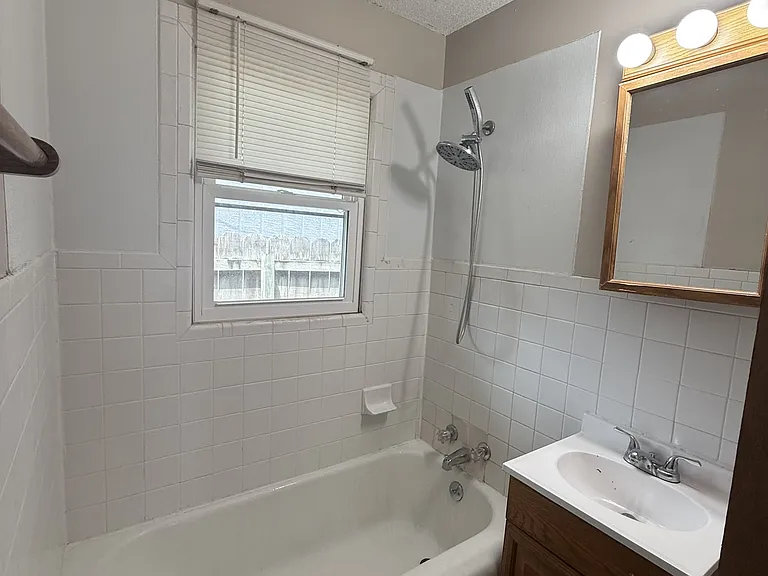 3150 W Mentor Ave — Photo 10