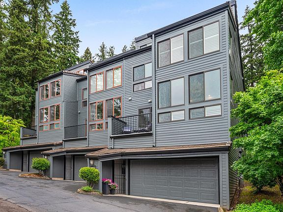 2nd image of 4465 Golden Ln
