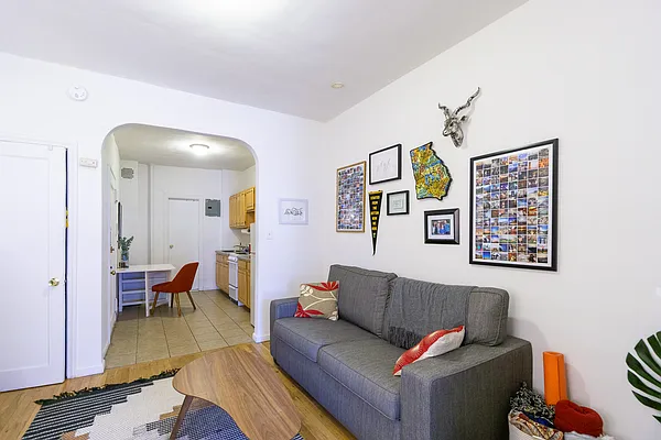 Rented by Compass | media 4