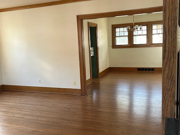 4327 Chicago St — Photo 4
