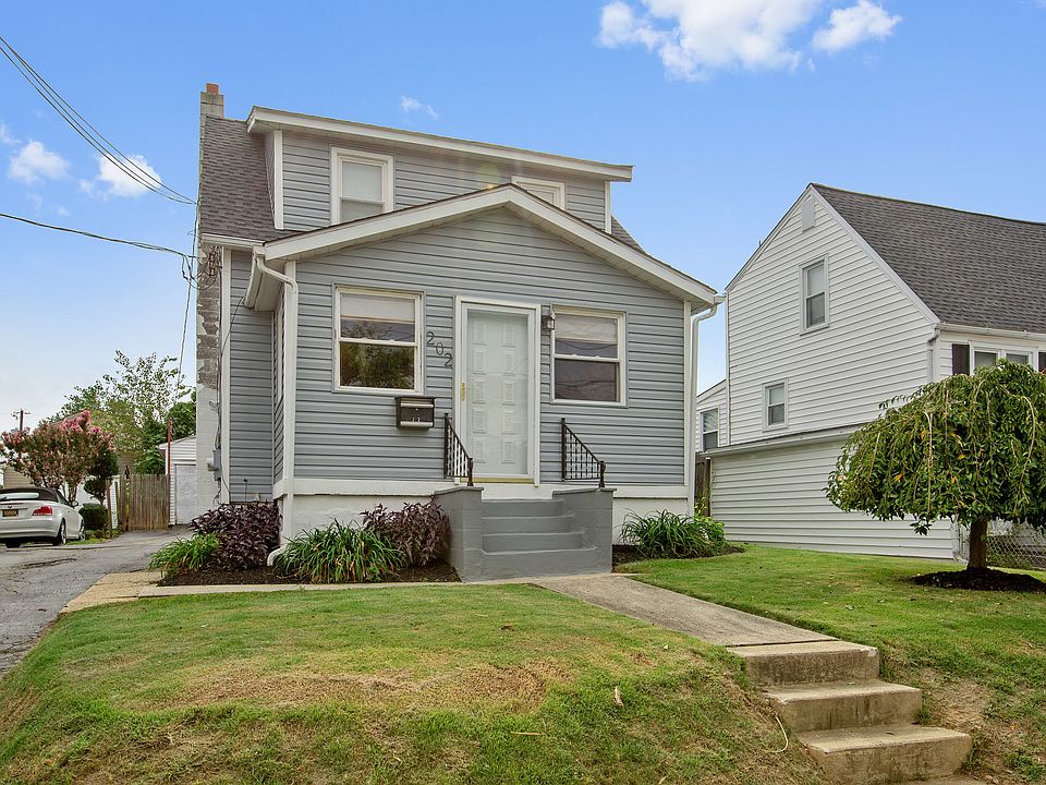 1st image of 202 Smyrna Ave