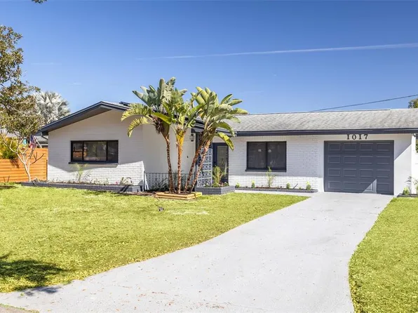 1017 Emerson Dr, Dunedin, FL 34698