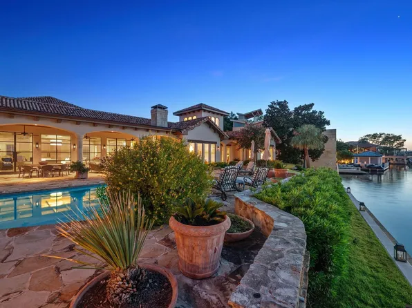 112 Applehead Island, Horseshoe Bay, TX 78657