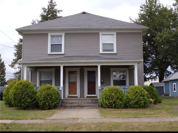 206 Prospect St, Girard, PA 16417