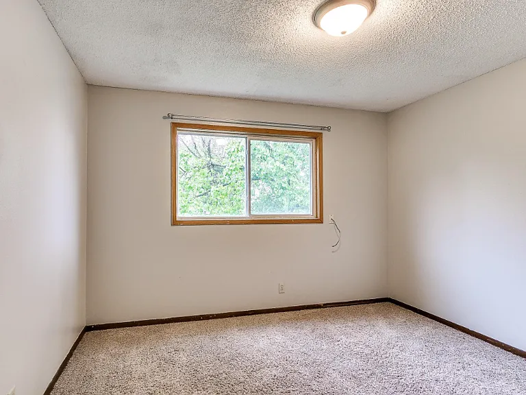 201 Wellons Dr — Photo 24