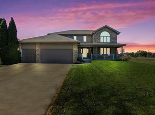 15124 S Olympic Ln, Lockport, IL 60441