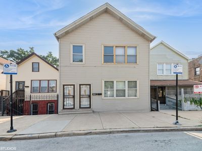 9039 S Brandon Ave, Chicago, IL, 60617