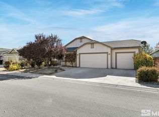 1005 Aster Ln, Fernley, NV
