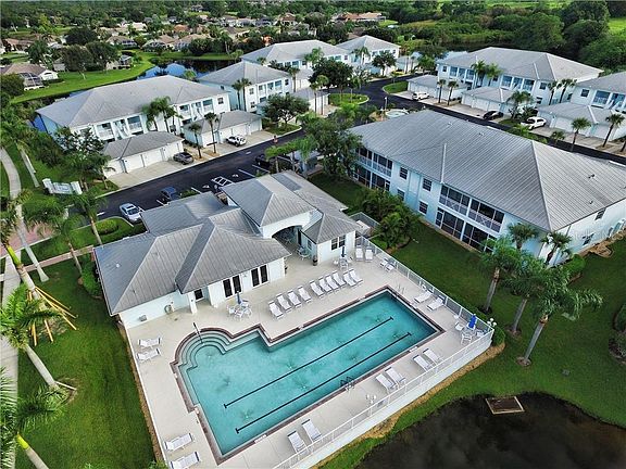 2nd image of 5779 Sabal Trace Dr #102BD5
