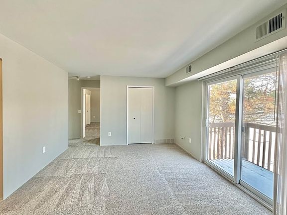 5th image of 35470 Klix St #202