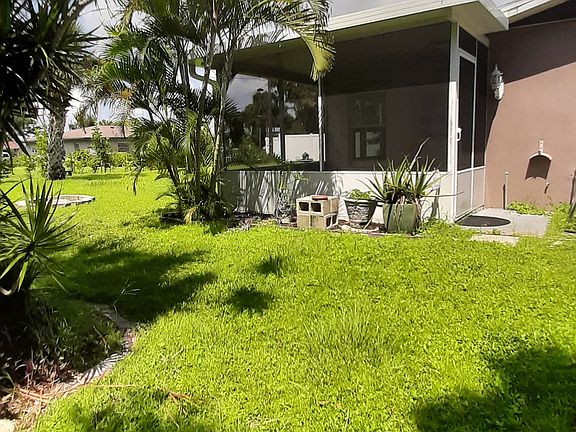 view of Porch from side