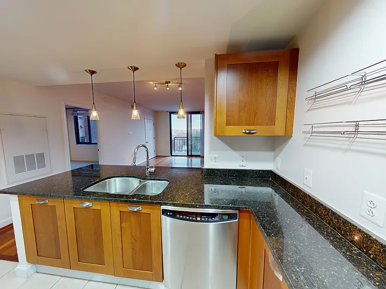 2451 Midtown Ave #1007 — Photo 10