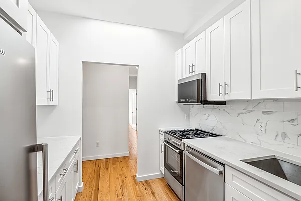 Rented by Freestone Property Group | media 4