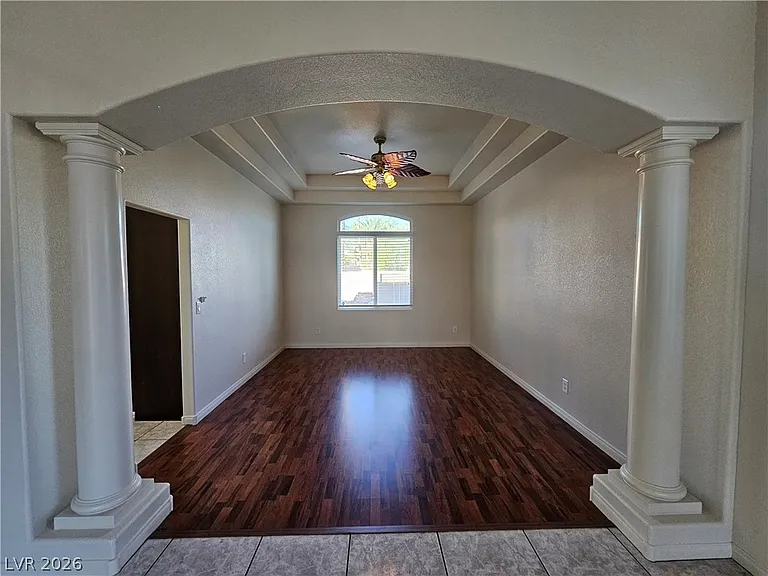 10134 Reflection Brook Ave — Photo 15