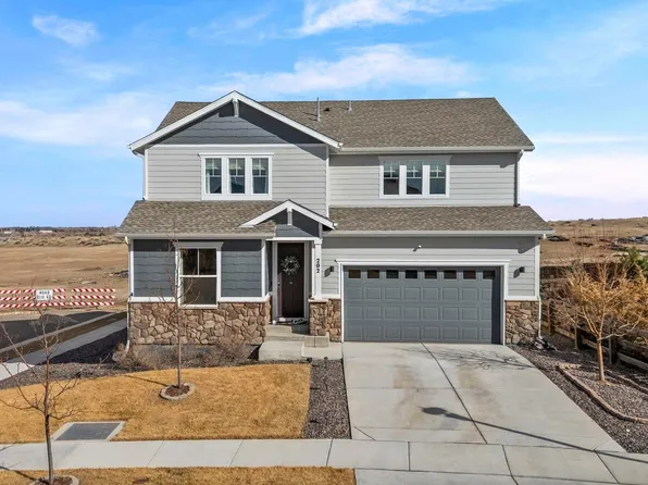202 Lake Park Dr, Loveland, CO 80537