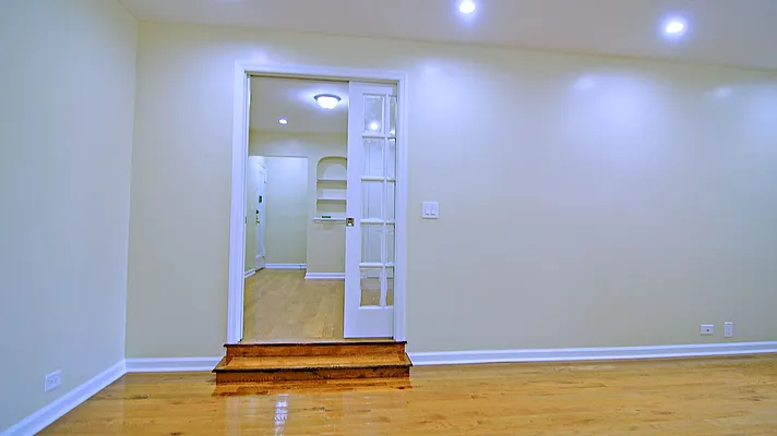 Rented by Tryax Realty Management | media 8