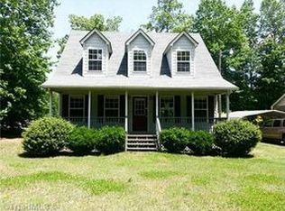 3381 Old Spencer Rd, Archdale, NC 27263